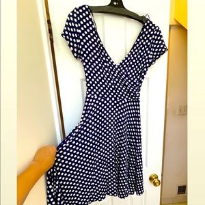 V-neck & back Navy polka dot dress